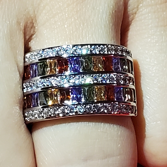 Sparkling Crown ring w/Multicolor Gemstones HP - Picture 5 of 8